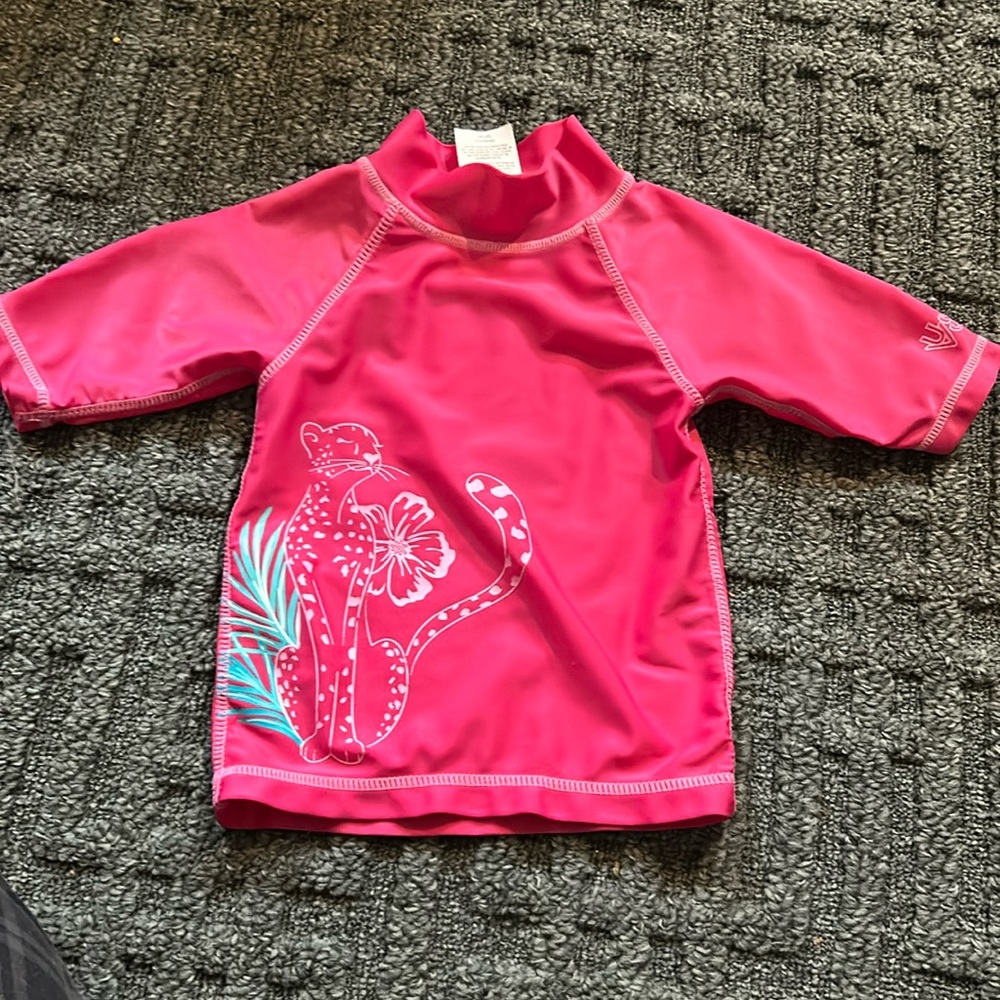 Size 2T pink UV beach tee